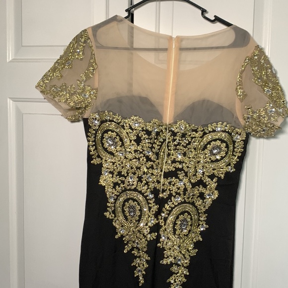 Elegant Black and Gold Formal Evening Gowns Beads Crystals Mermaid - Picture 11 of 16